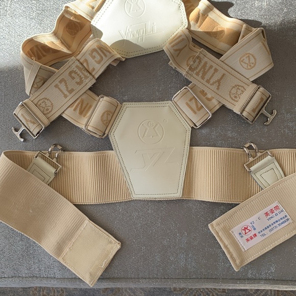 NEW!!! YING ZI PAI Posture Corrector. - Picture 1 of 10